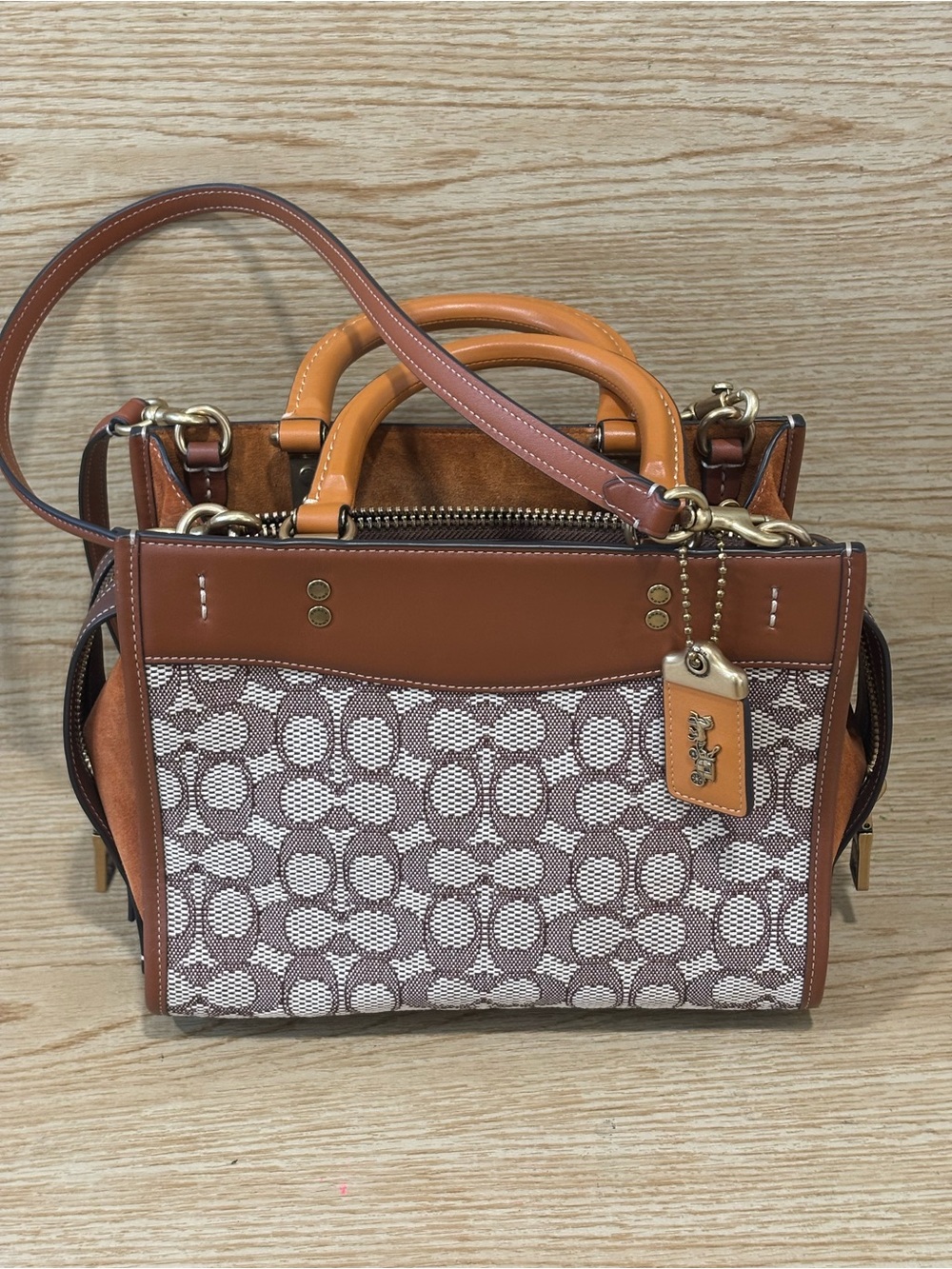 Coach Signature Rogue 25
Jacquard Canvas Textile Leather
Purse Satchel Tote